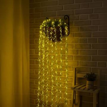 Warm White Green Leaf Curtain String Lights (1 W) - WAAN