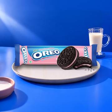 Oreo Strawberry Flavour Sandwich Cream Biscuits